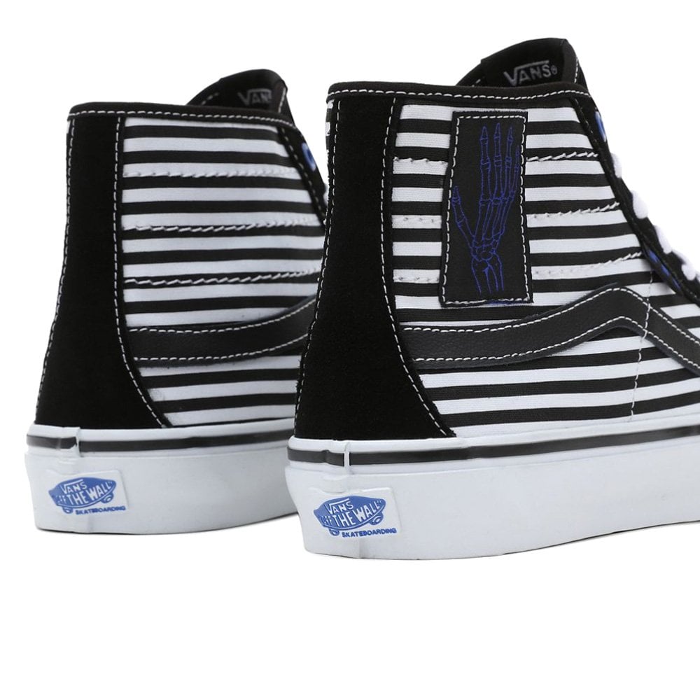 Breana Geering Skate Sk8-Hi Decon - Black/White