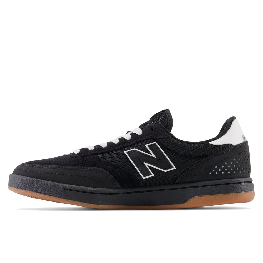 NM440 - Blk/Wht/Gum