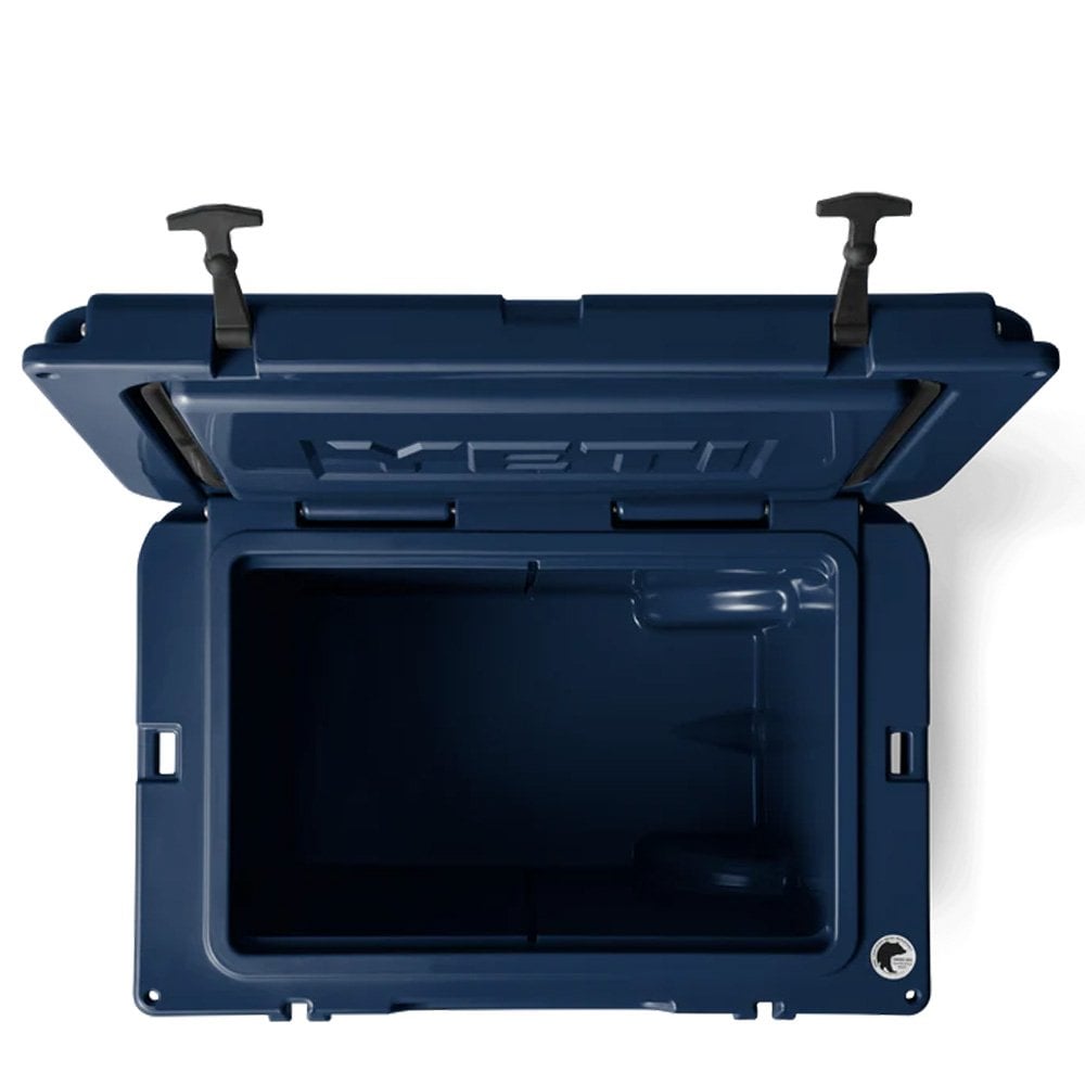 Tundra Haul Wheeled Cool Box - Navy