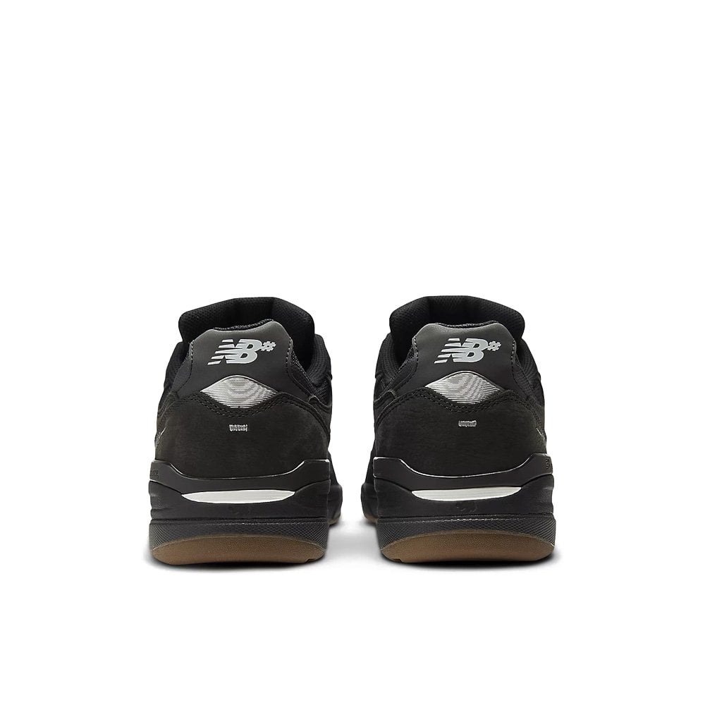 NM933 'Andrew Reynolds' - Black/Black