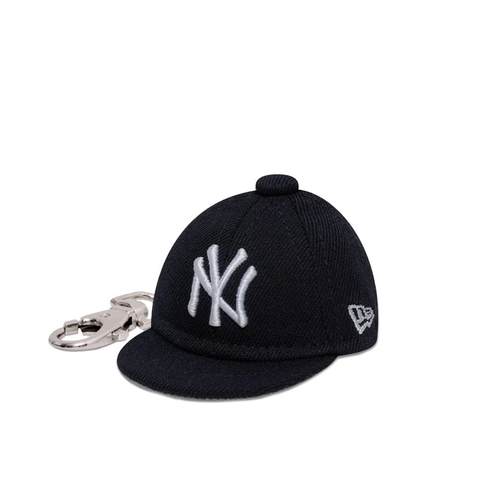 Mini Cap Keychain - Ney Yan
