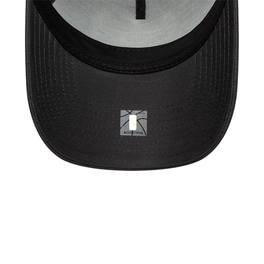 NBA Outline 9FORTY E-Frame Trucker - Grey