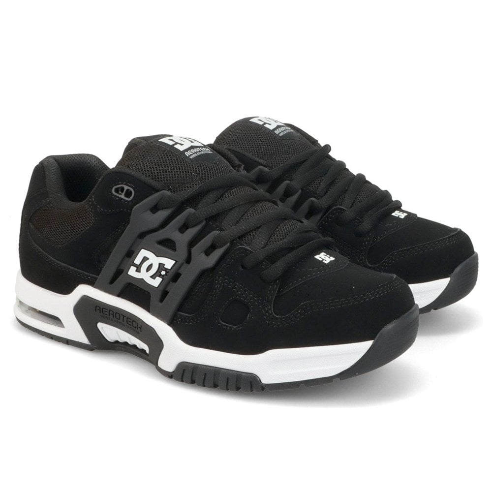 AT-2  - Black/White