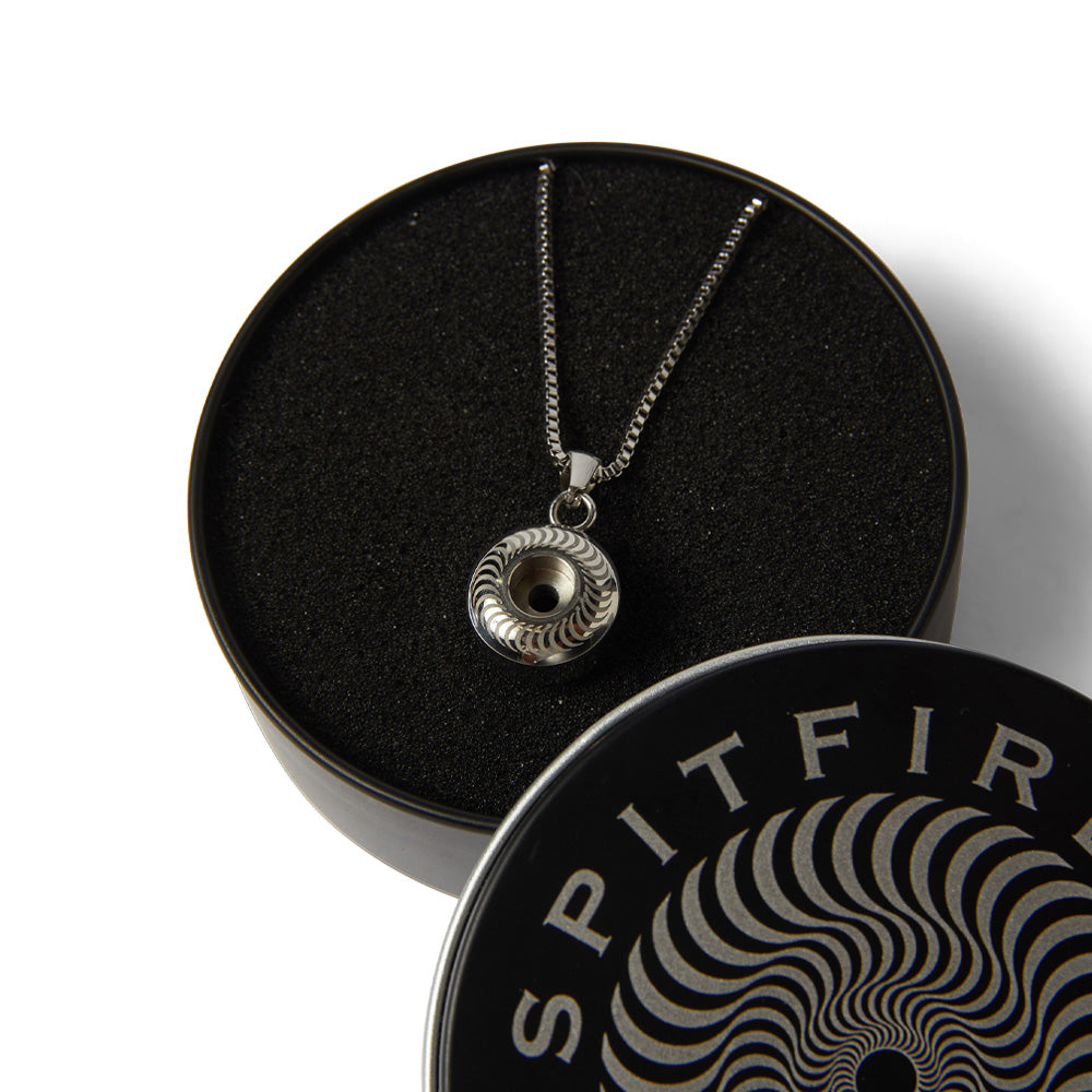 Classic Pendant - Silver