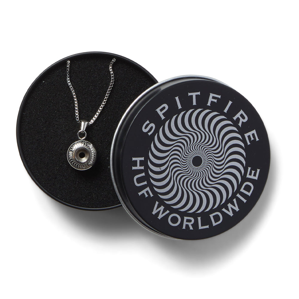 Classic Pendant - Silver