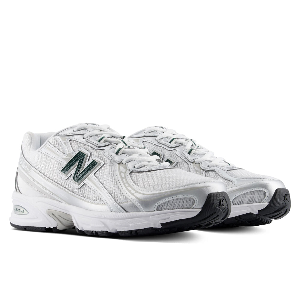 U740 - White/Nordic